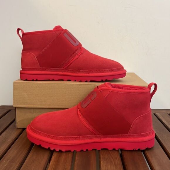UGG Neumel II Graphic Boots Red Women Size 7 - Picture 3 of 15